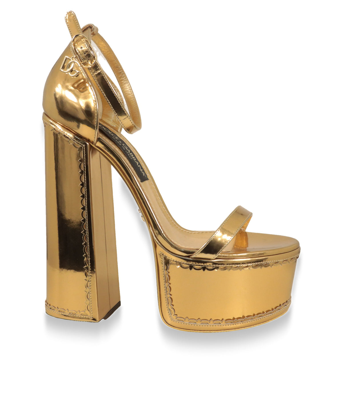 Dolce & Gabbana Plateau-Sandalen in Gold aus Spiegelleder, Seitenansicht mit Blockabsatz