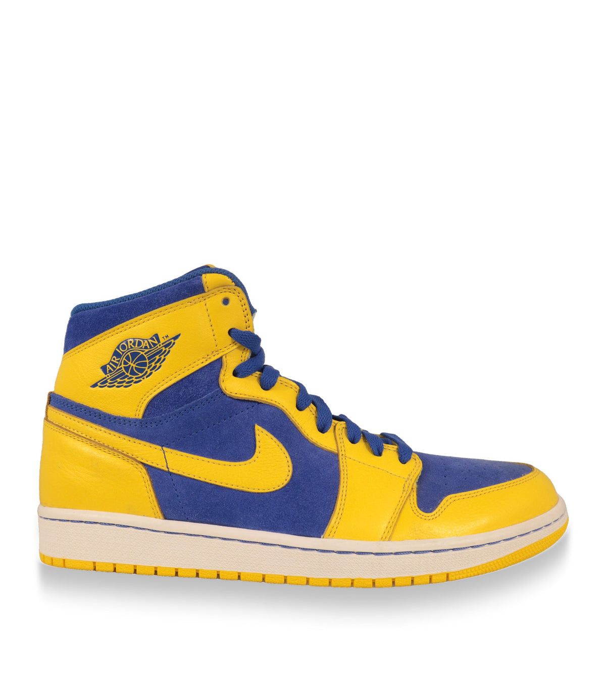 Air Jordan High-Top Sneaker in Gelb und Blau, Seitenansicht mit Wings-Logo