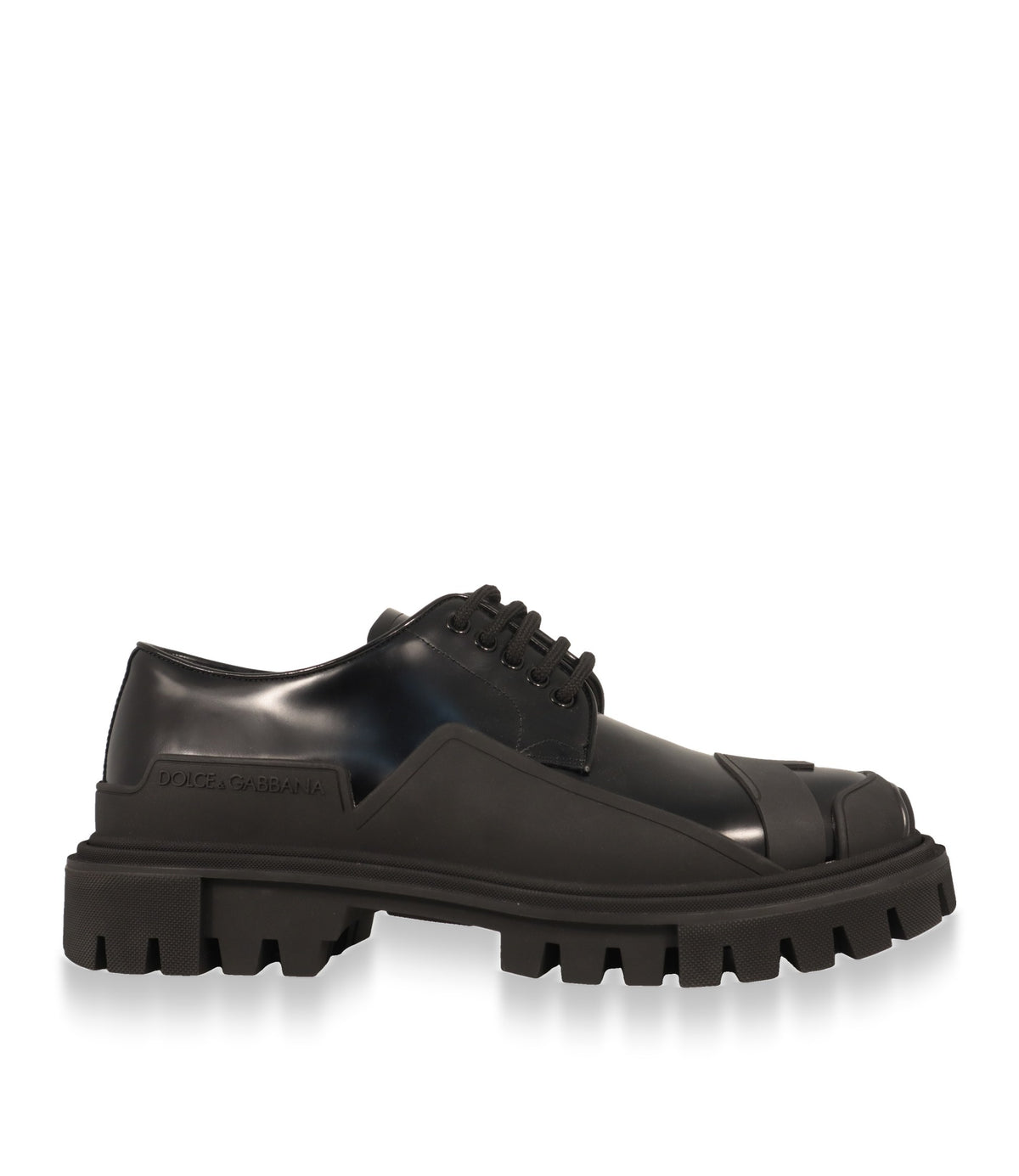 Dolce & Gabbana Derby Schuhe in Schwarz aus poliertem Kalbsleder, Seitenansicht mit Trekking-Sohle