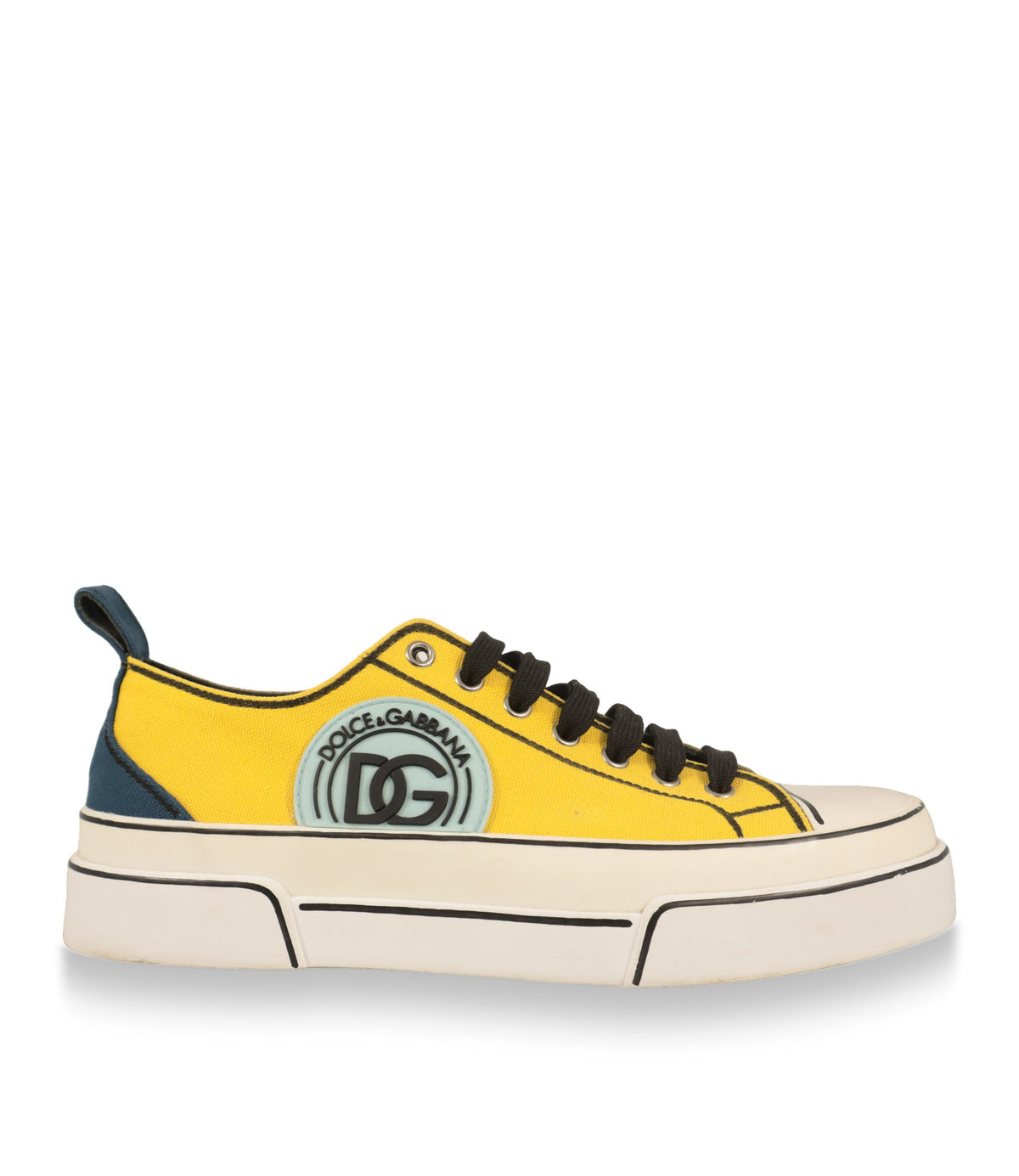 Dolce & Gabbana Sneaker aus gelbem Canvas mit DG-Logo-Patch in der Seitenansicht