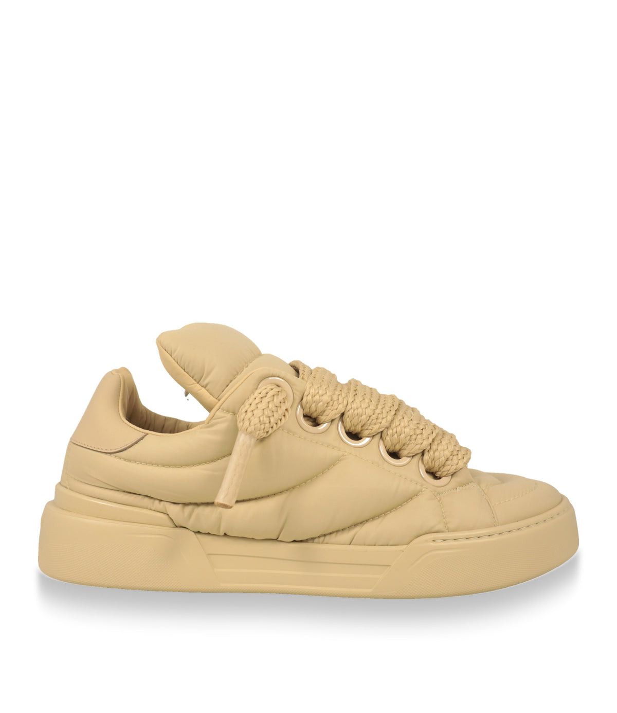 Dolce & Gabbana Sneaker in Beige, Seitenansicht mit geflochtenen Schnürsenkeln