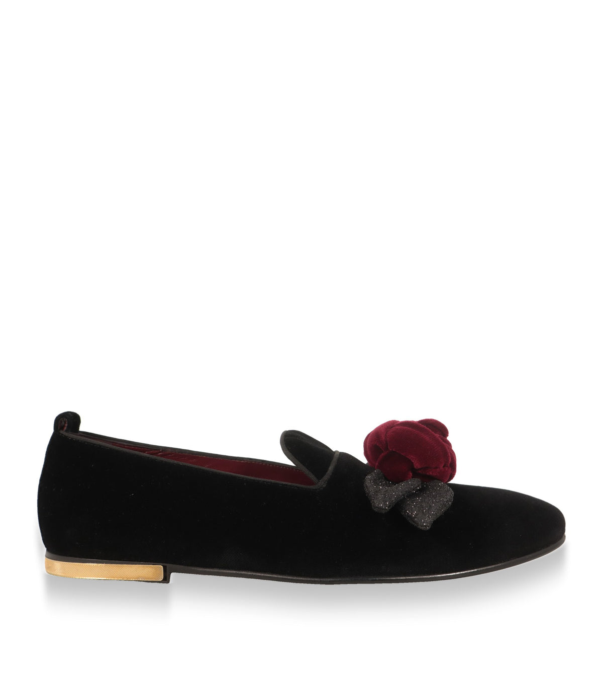 Dolce & Gabbana Slipper aus schwarzem Samt in der Seitenansicht mit goldener DG-Fersenspange