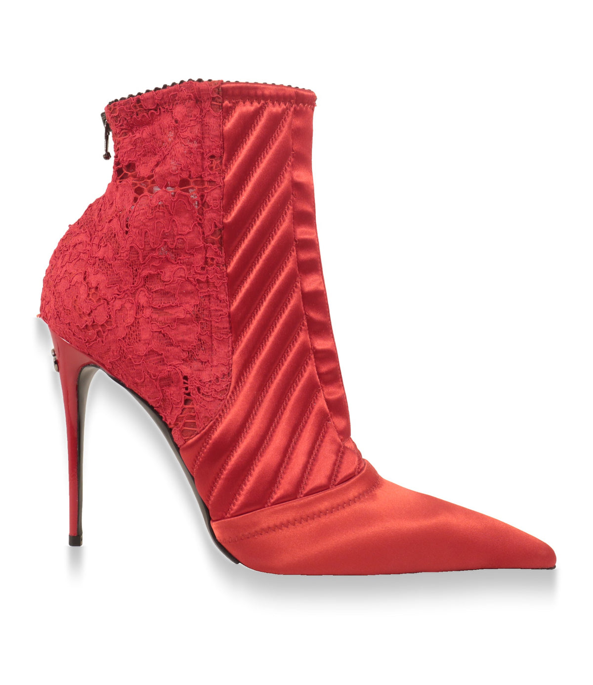 Dolce & Gabbana Stiefeletten in Rot aus Satin und Spitze, Seitenansicht mit Stiletto-Absatz