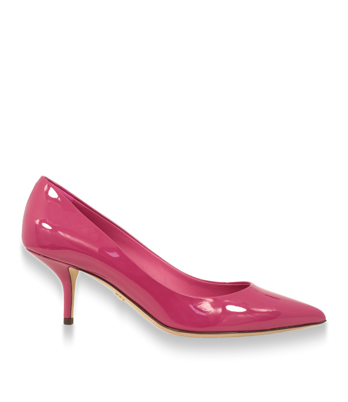 Dolce & Gabbana Pumps in Pink aus Lackleder, Seitenansicht mit schlankem Kitten Heel