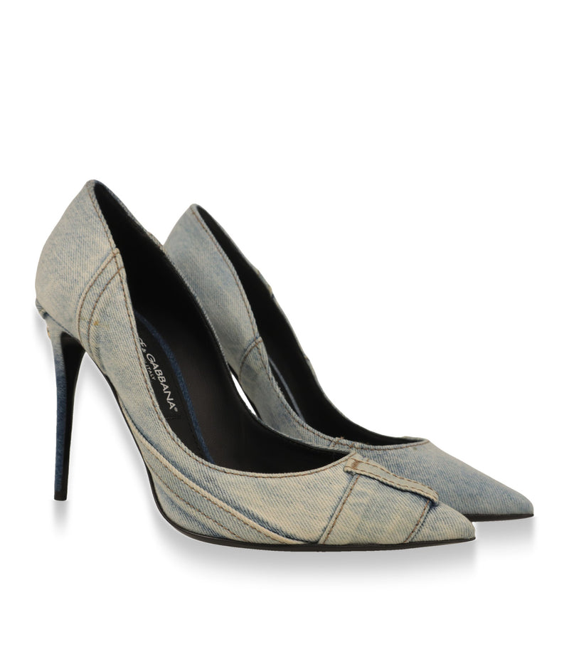 Dolce & Gabbana Denim Pumps als Paar mit spitzer Kappe und Ziernähten