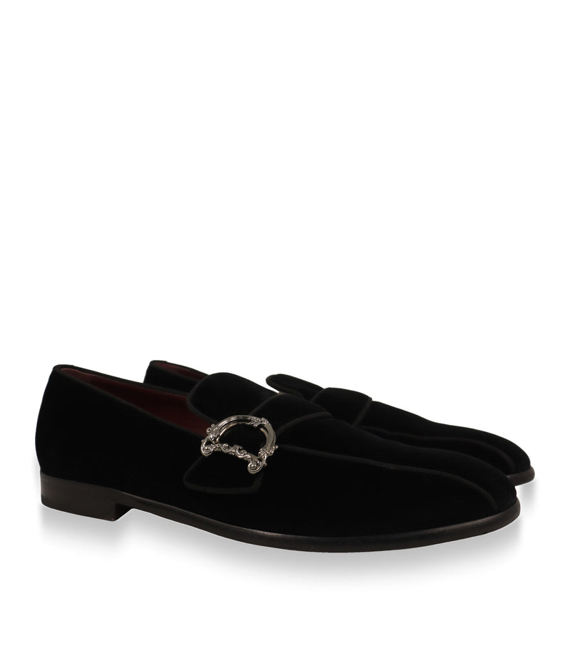 Dolce & Gabbana Slipper Paar aus schwarzem Baumwollsamt in Dreiviertelansicht