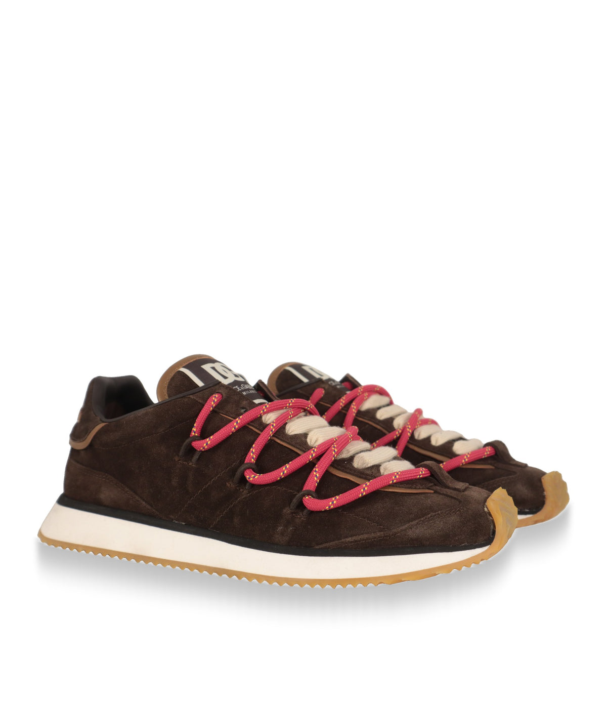 Dolce & Gabbana Sneaker Damen in Braun, Paar in Schrägansicht mit weißer Mittelsohle