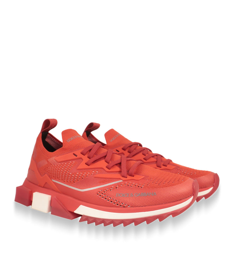 Rote Dolce & Gabbana Sneaker aus Strick im Paar, Dreiviertelansicht