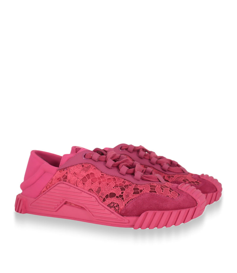 Dolce & Gabbana Damen Sneaker Pink aus Spitze und Veloursleder, Paar seitlich