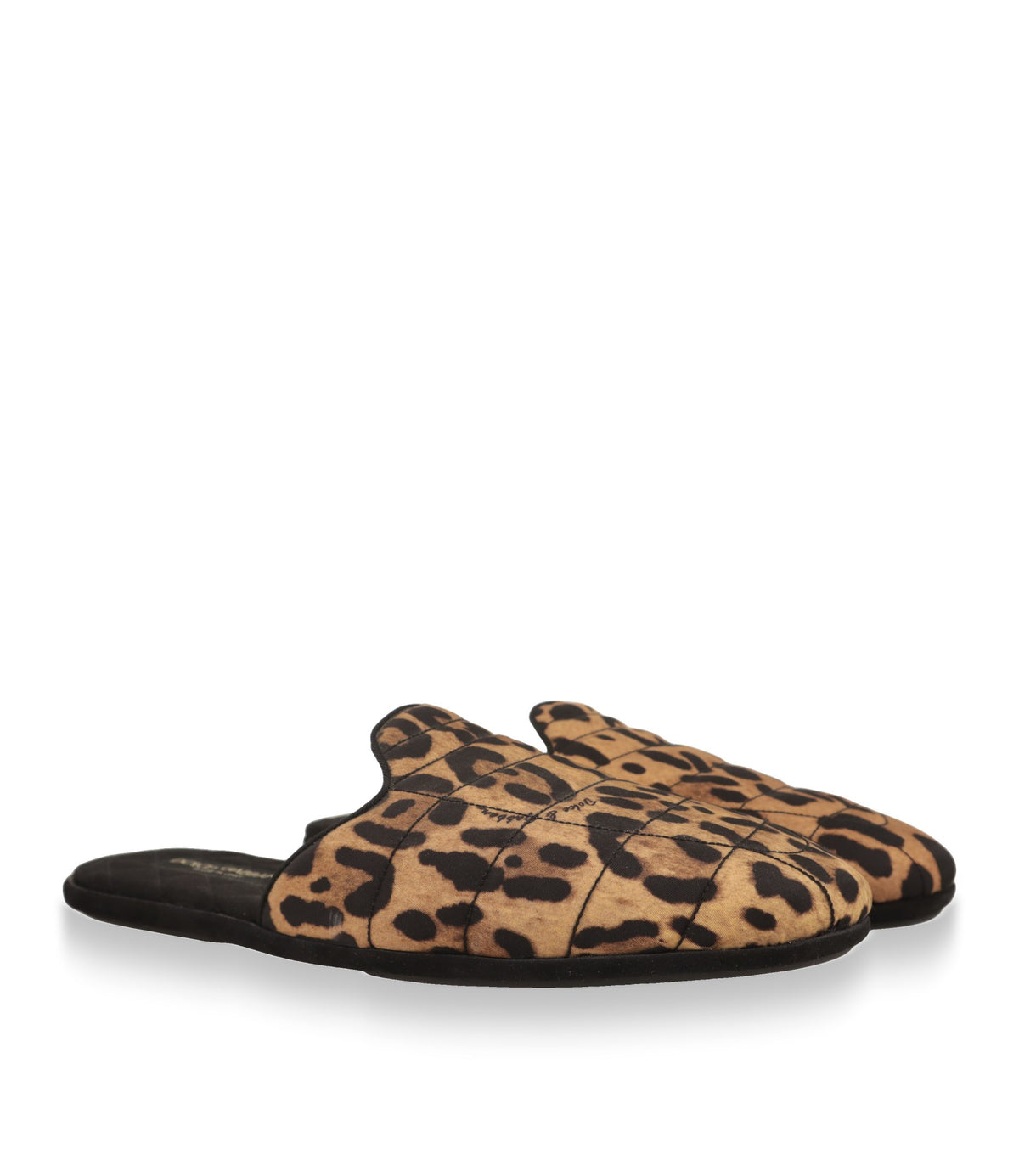 Dolce & Gabbana Slipper Leopardenprint gesteppt, Paar in Schrägansicht