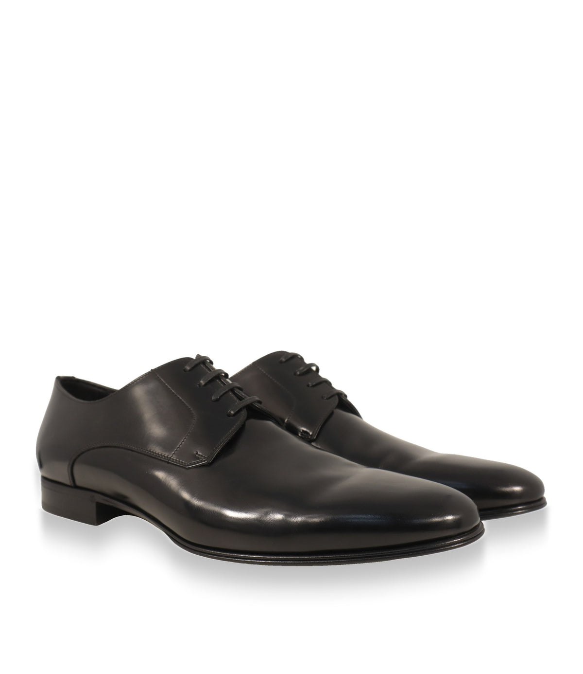 Dolce & Gabbana Derby Schuhe Paar in Schwarz, Dreiviertelansicht mit Lederschnürung