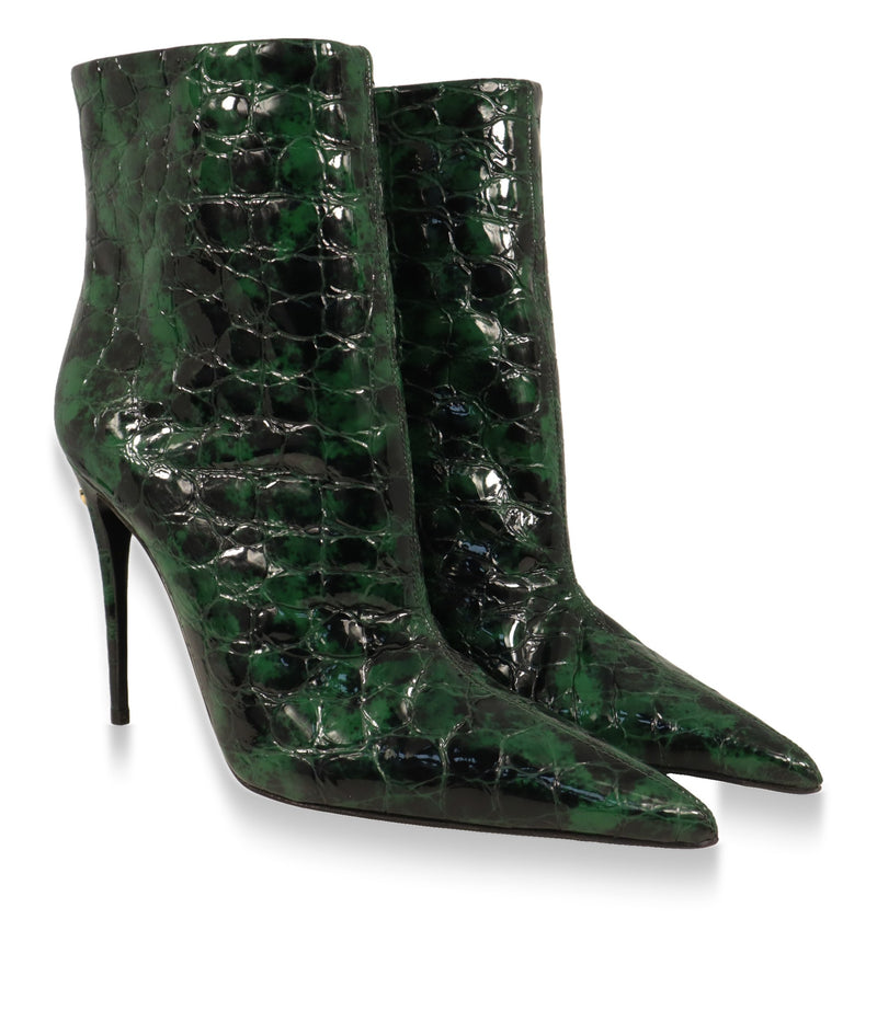 Grüne Dolce & Gabbana Stiefeletten aus Lackleder im Paar, Dreiviertelansicht