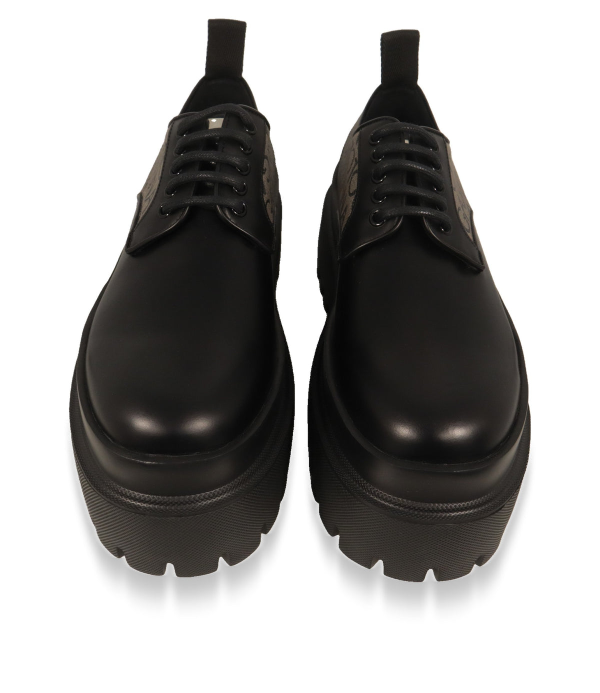 Dolce & Gabbana Schnürschuhe aus schwarzem Leder, Frontansicht mit Schnürung