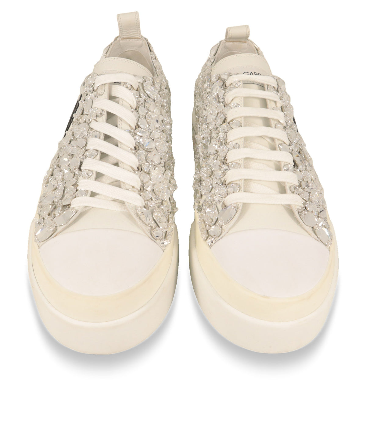 Dolce & Gabbana Sneaker von vorn mit weißer Schnürung und Kristallapplikationen