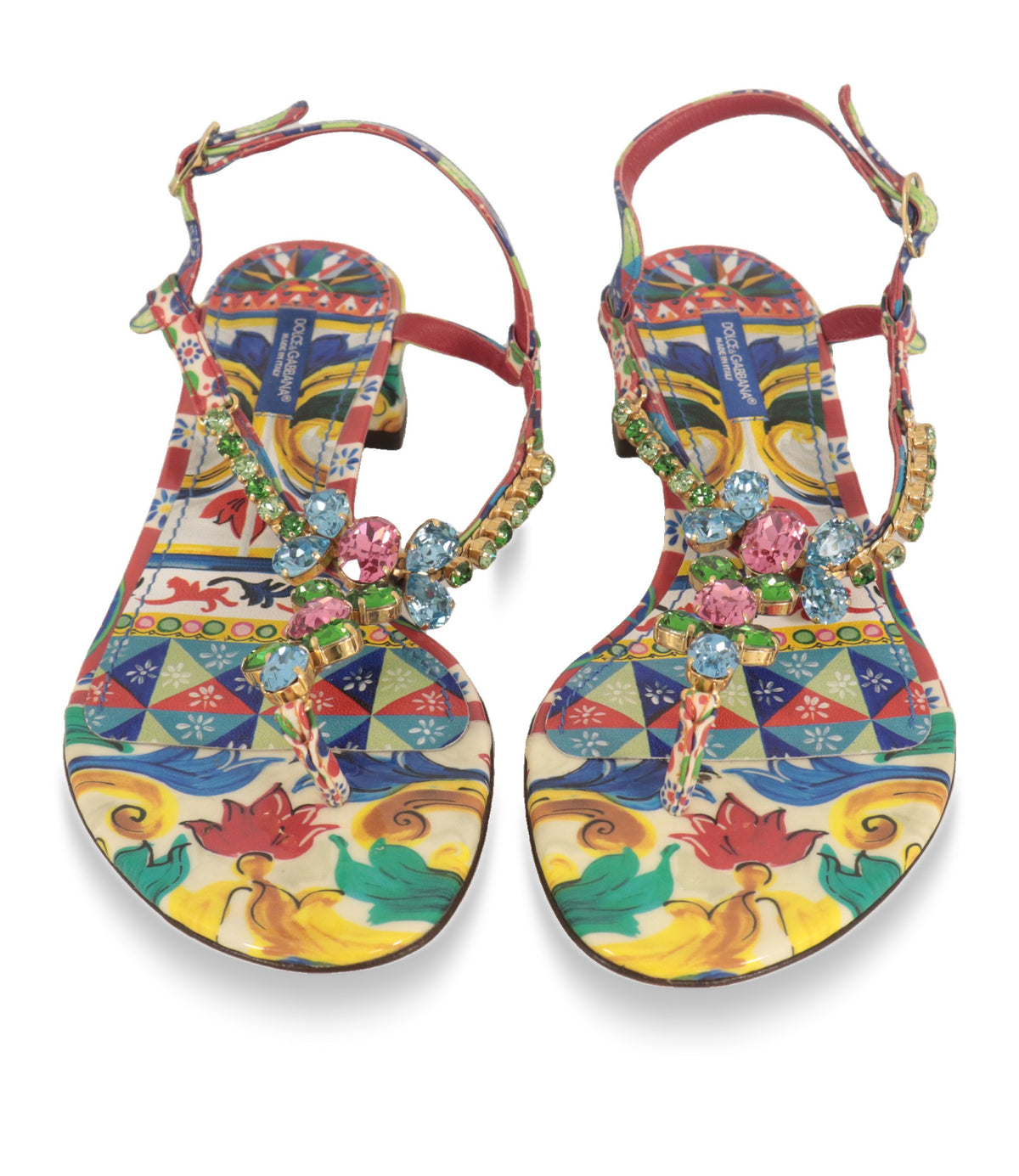 Dolce & Gabbana Sandalen von oben mit bunten Kristallen und Majolika-Print auf der Decksohle