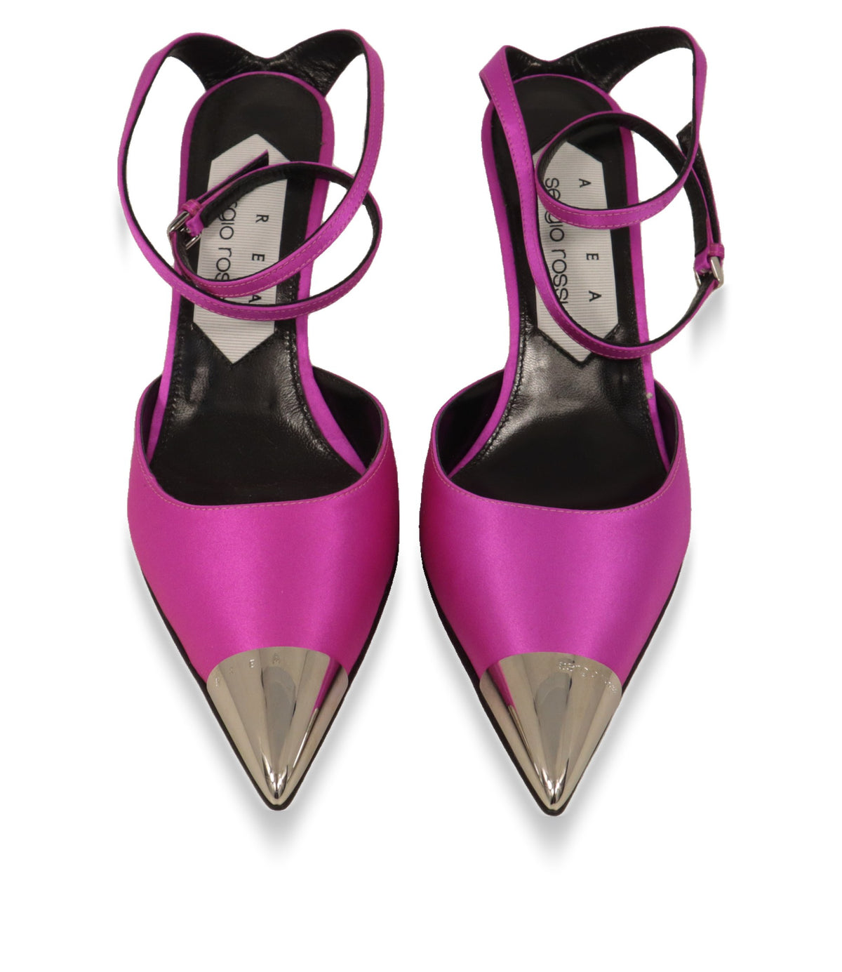 Pinke Sergio Rossi High Heels mit spitzer Metallkappe von oben fotografiert