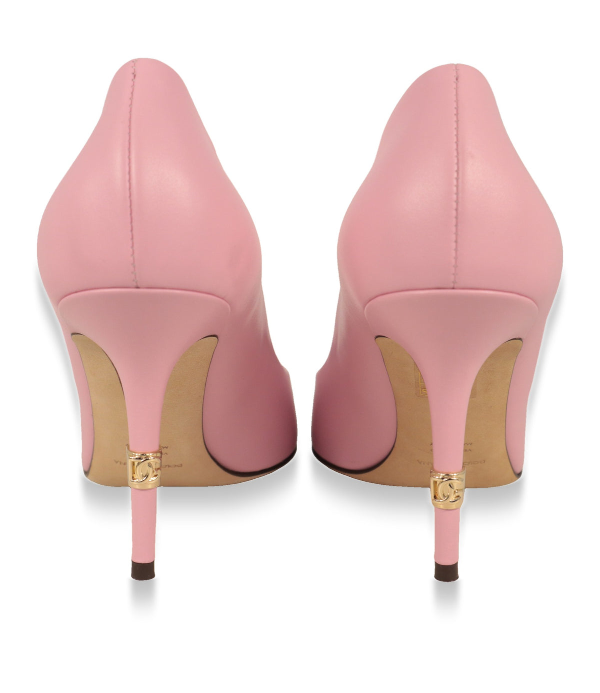 Dolce & Gabbana Pumps von hinten mit goldfarbenem DG-Logo am Absatz