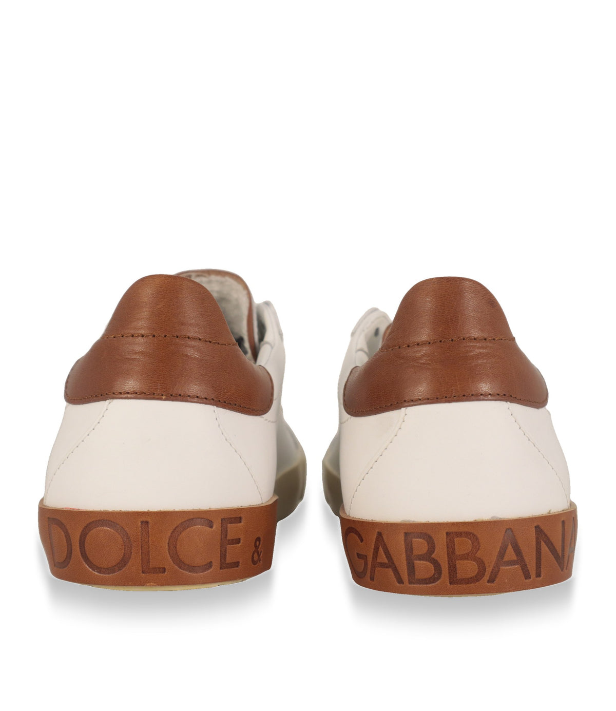Dolce & Gabbana Sneaker von hinten mit cognacfarbener Fersenkappe und Logo-Prägung