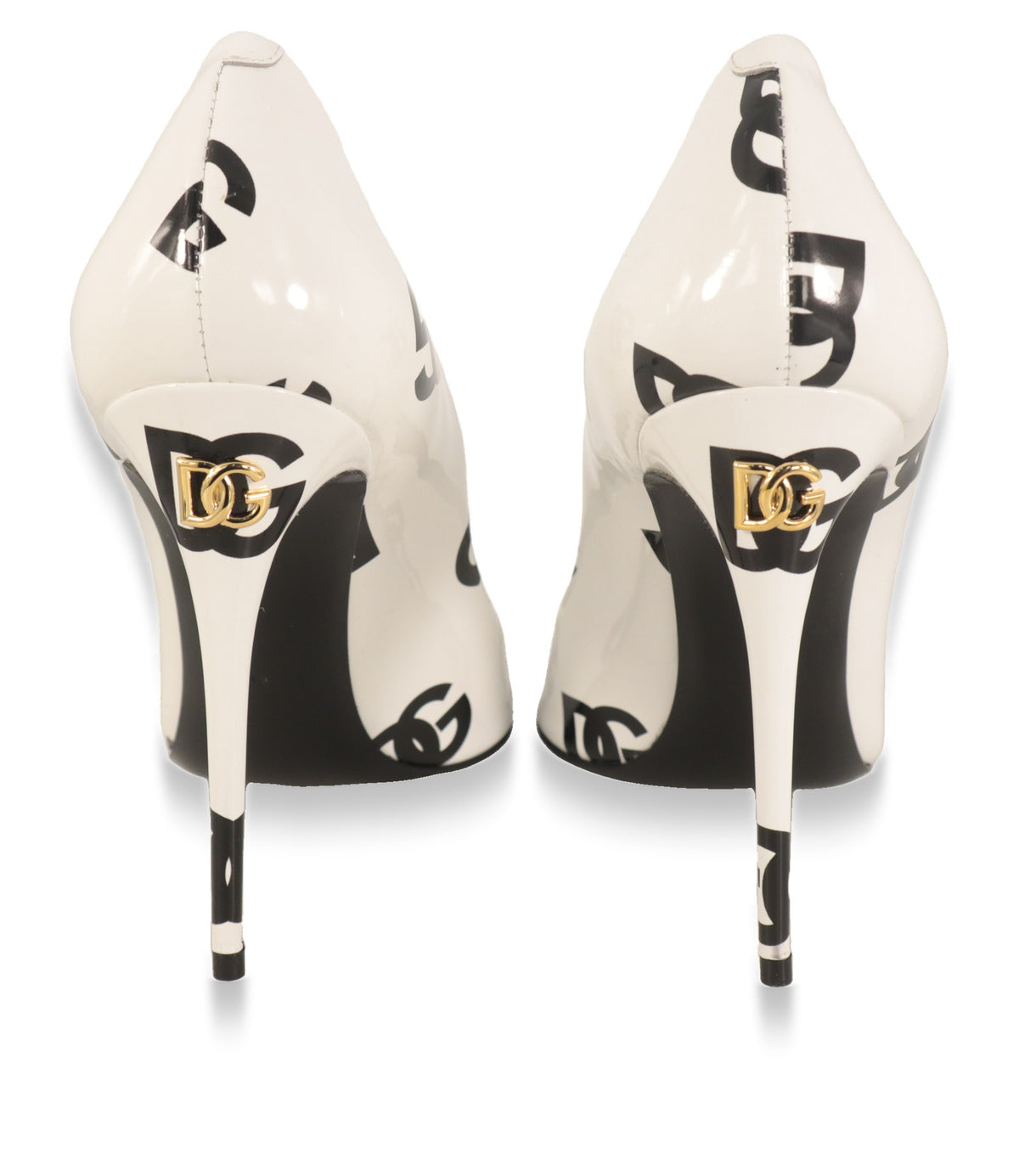 Rückansicht der Dolce & Gabbana High Heels mit goldfarbenem DG-Emblem am Absatz