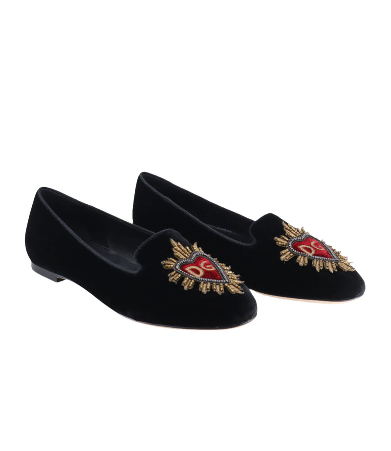 Schwarzer Dolce & Gabbana Loafer aus Samt mit gold-roter Stickerei auf dem Vorderblatt