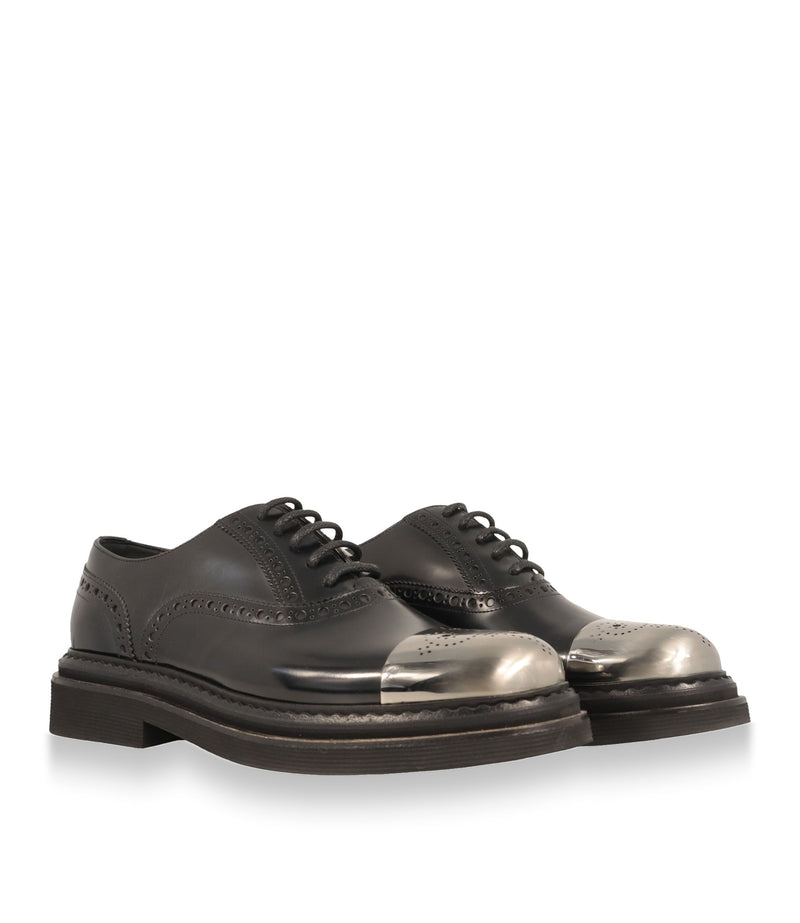 Dolce & Gabbana Schnürschuhe Größe 41,5 aus schwarzem Leder mit silberner Metallkappe und Brogue-Details.