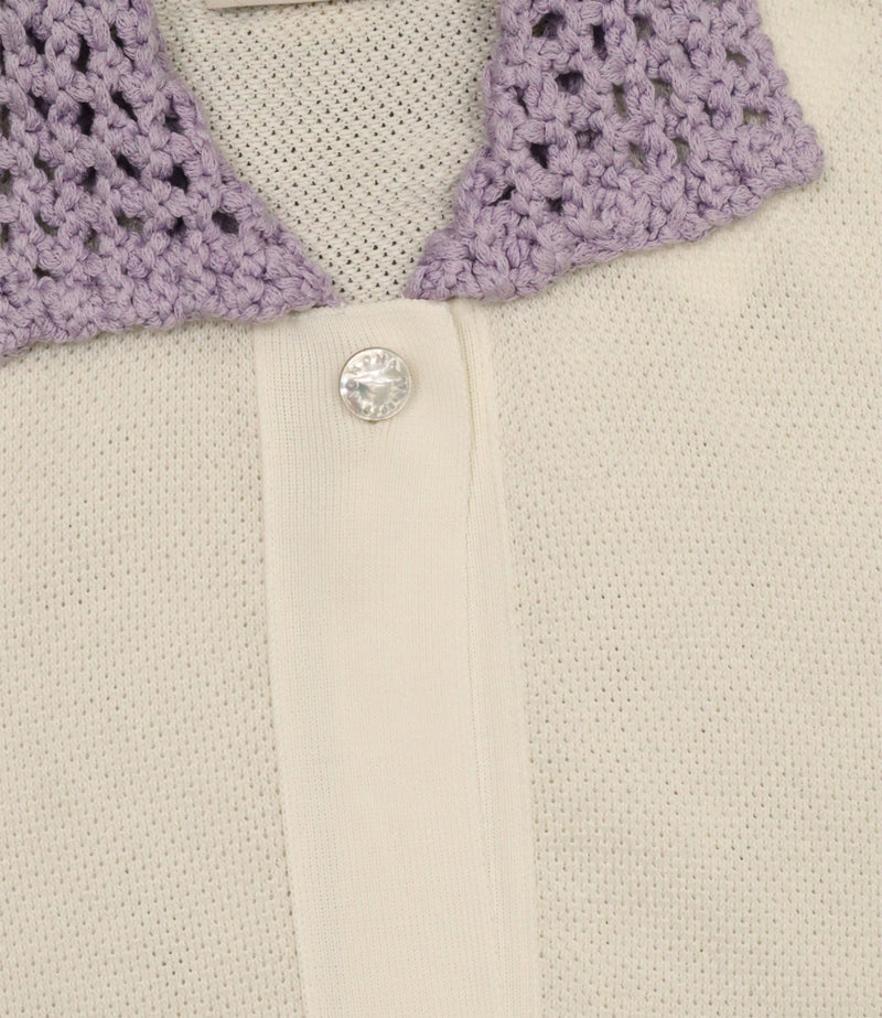 Agnona Pullover creme Größe S mit fliederfarbenem gehäkelten Kragen elegant