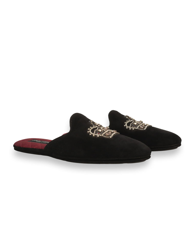 Dolce & Gabbana Pantoletten Größe 41 aus schwarzem Samt mit Kronen-Applikation und bordeauxroter Innensohle im Dolce & Gabbana Sale.