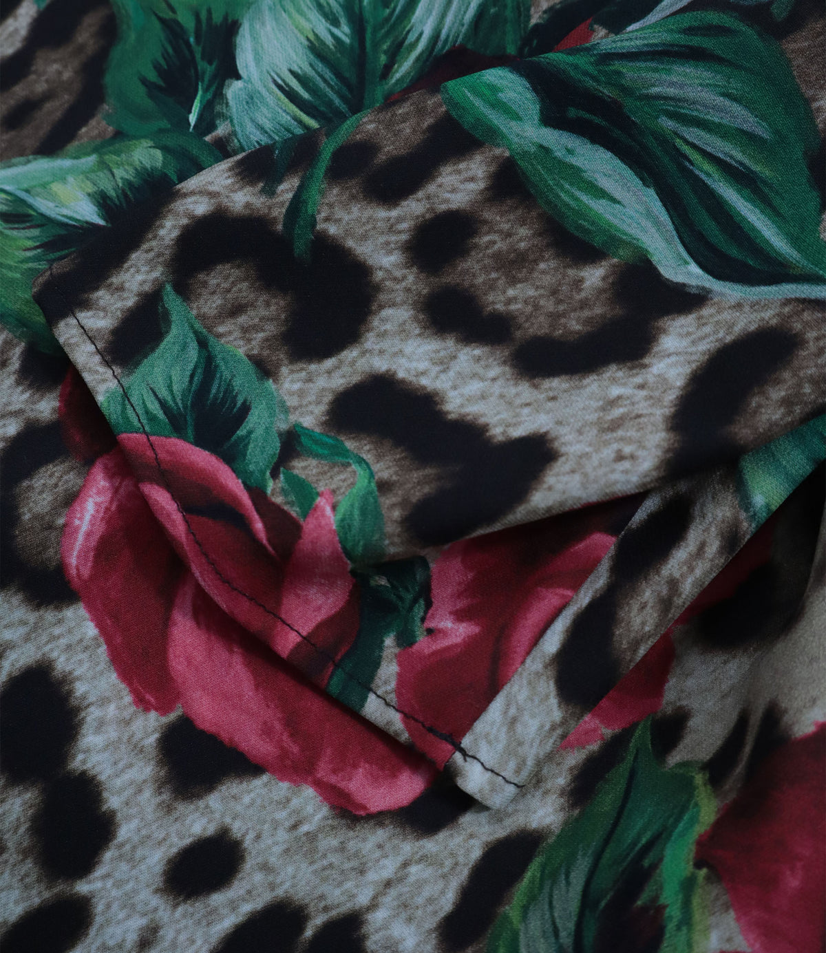 Dolce & Gabbana Kinderkleid mit Rosen- und Leopardenprint aus Seide in Rosé und Beige