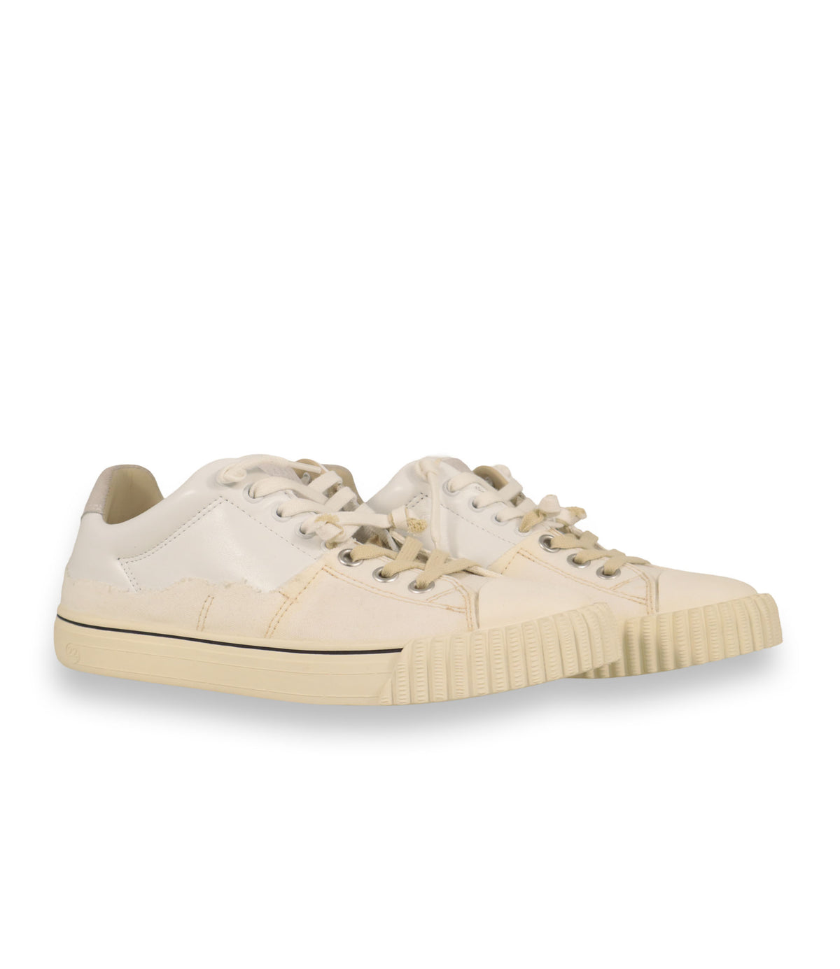 Maison Margiela Sneaker Größe 41 in Creme und Off-White aus Leder und Canvas mit Gummisohle im Designer Sale.