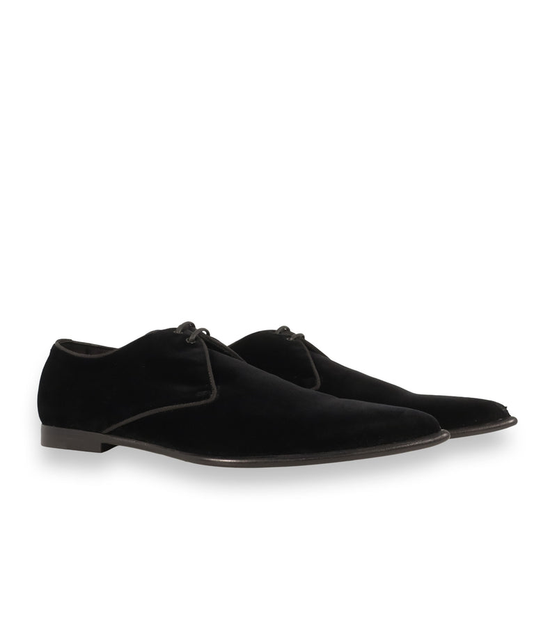 Dolce & Gabbana Schnürschuhe Größe 42 aus schwarzem Samt mit spitzer Silhouette und luxuriösem Design.