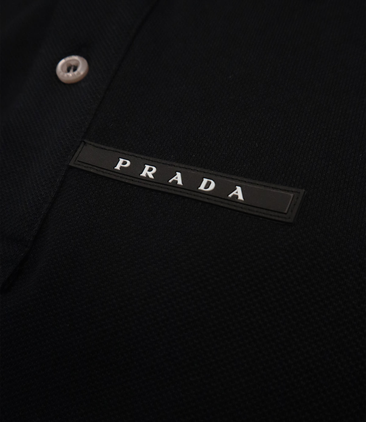 Prada Poloshirt schwarz Größe L mit Logo und Kontrastdetails