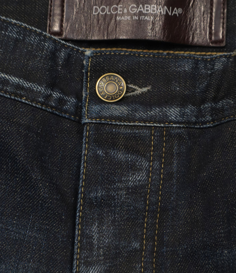 Dolce & Gabbana Jeans Größe 52 dunkelblaue Used-Look Designer Herrenjeans aus Italien mit Destroyed-Details.