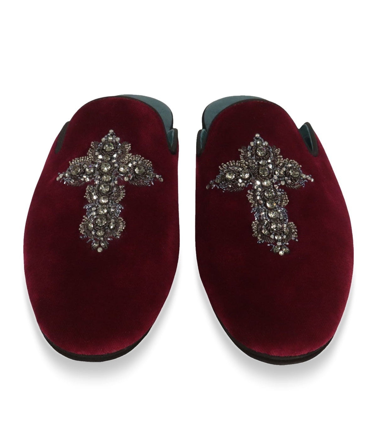 Dolce & Gabbana Pantoletten Größe 42 aus bordeauxrotem Samt mit Schmuckkreuz und luxuriösem Design aus Italien.