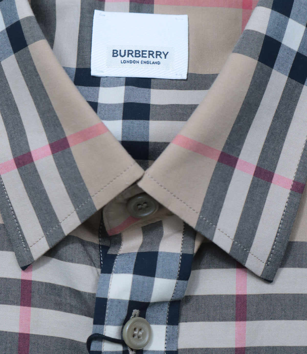 Burberry Kurzarmhemd in Archive Beige Check Muster Größe L
