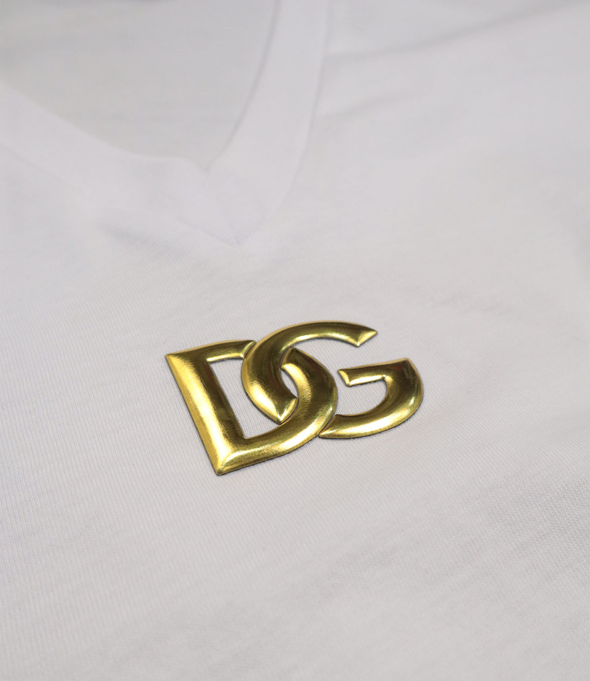 Dolce & Gabbana T-Shirt weiß mit V-Ausschnitt und DG Logo