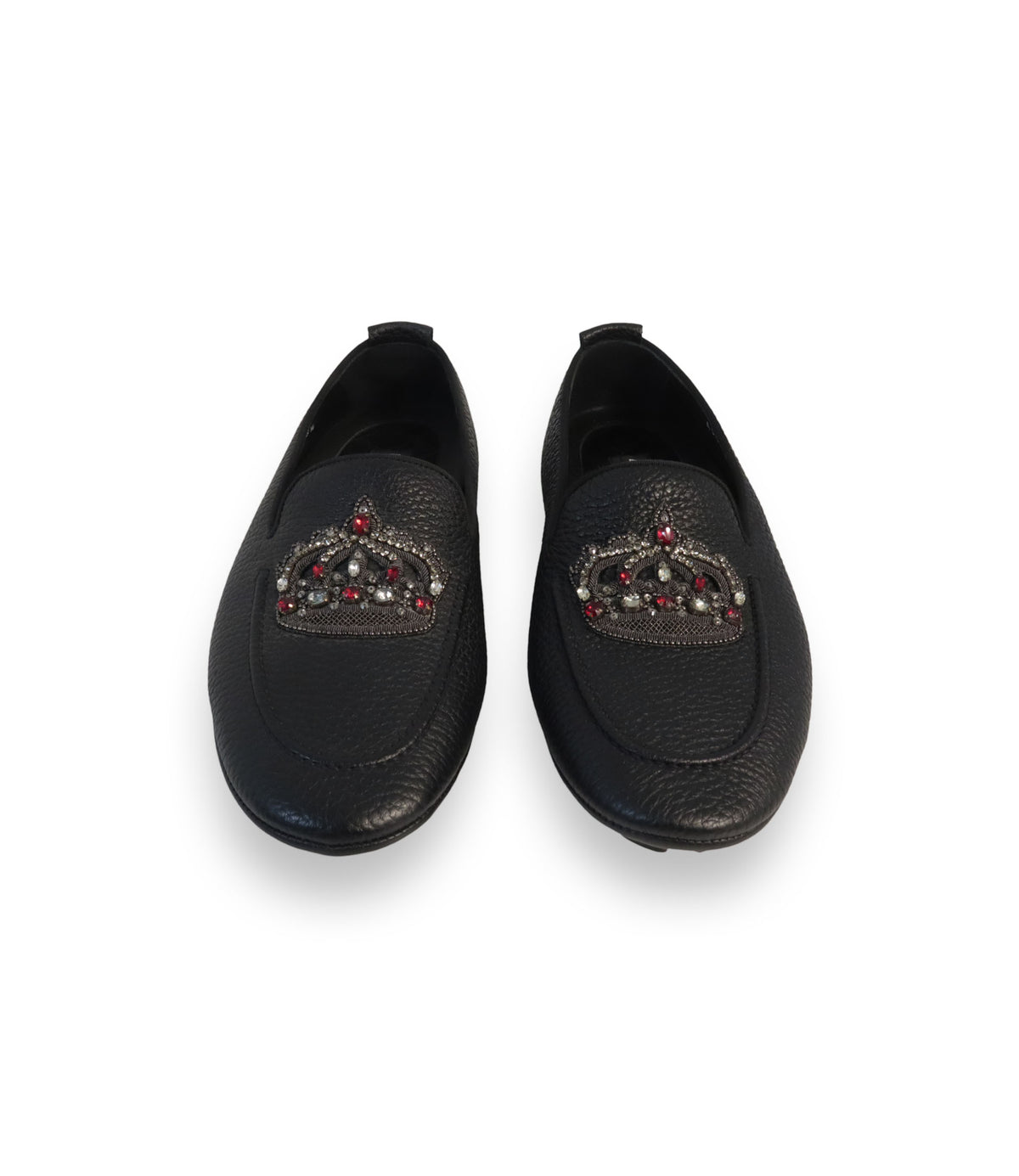 Dolce & Gabbana Loafer Größe 40,5 aus schwarzem genarbtem Leder mit Kronen-Applikation und Schmucksteinen.