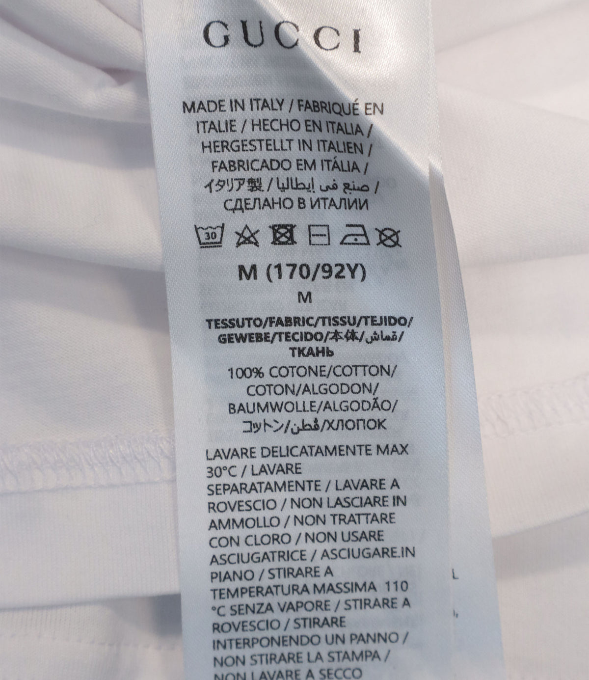 Gucci T-Shirt Weiß mit Logo-Print aus Baumwolle Größe M