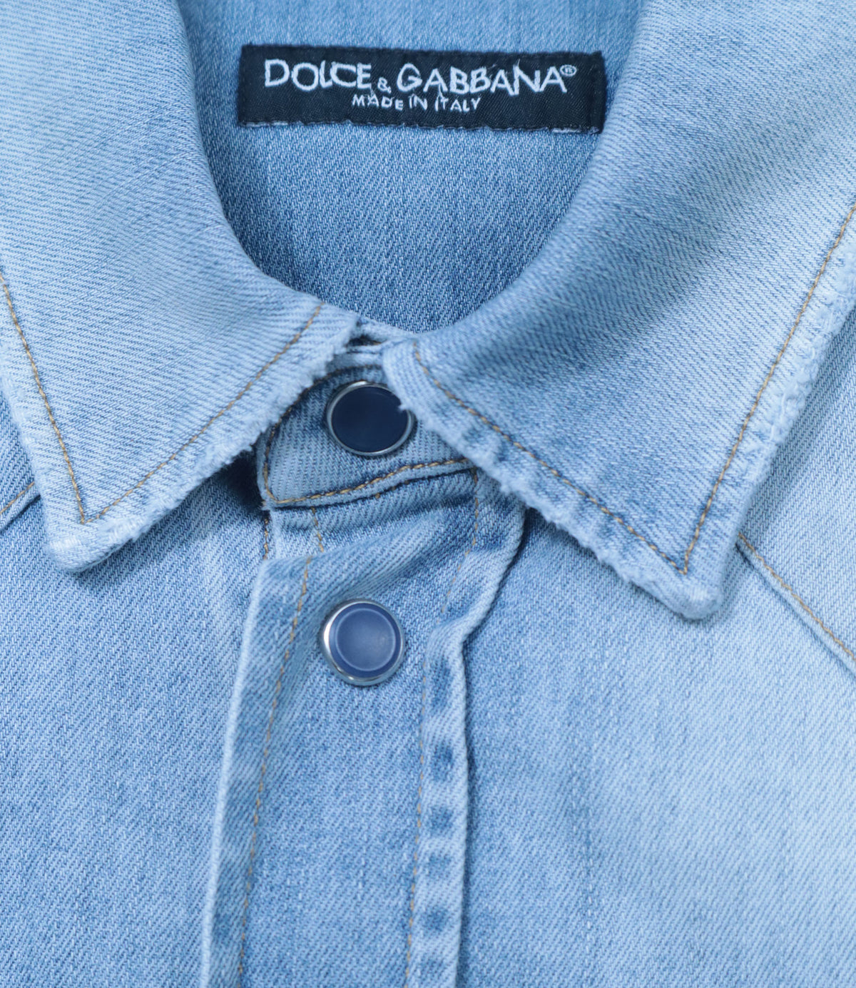 Dolce & Gabbana Jeanshemd hellblau Größe IT 41 mit Wappenstickerei aus Denim
