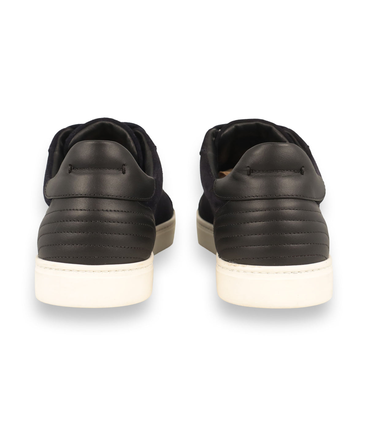 Dolce & Gabbana Sneaker Größe 40 aus dunkelblauem Veloursleder mit heller Gummisohle und Logodetail.