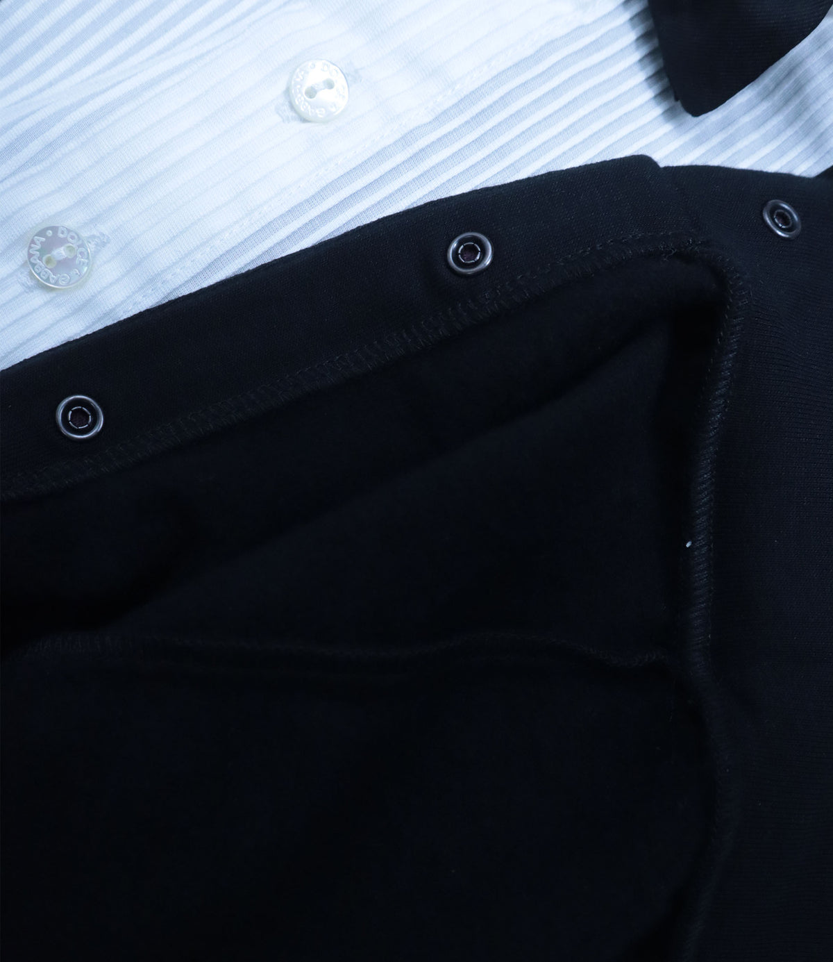 Dolce & Gabbana Baby Strampler schwarz weiß im Smoking Design Größe 6-9 Monate