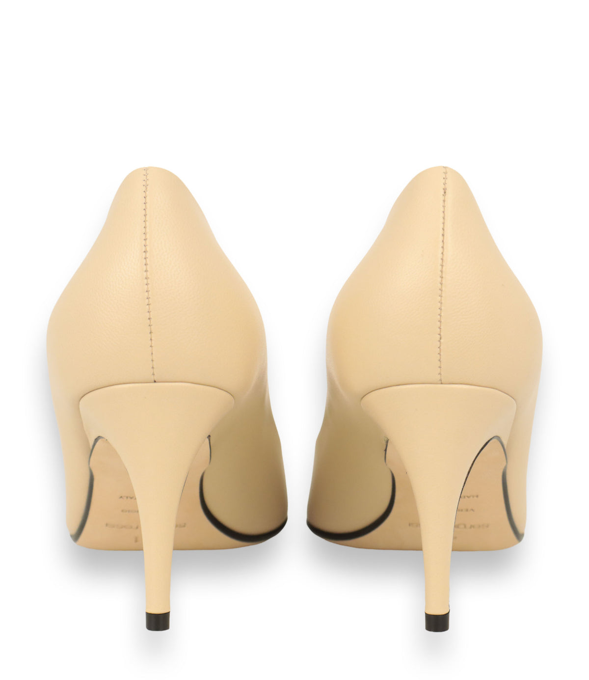 Sergio Rossi Pumps Größe 38 aus cremefarbenem Nappaleder mit spitzer Schuhspitze und Schleifendetail