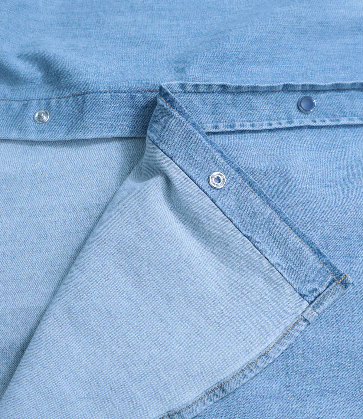 Dolce & Gabbana Jeanshemd hellblau Größe IT 41 mit Wappenstickerei aus Denim