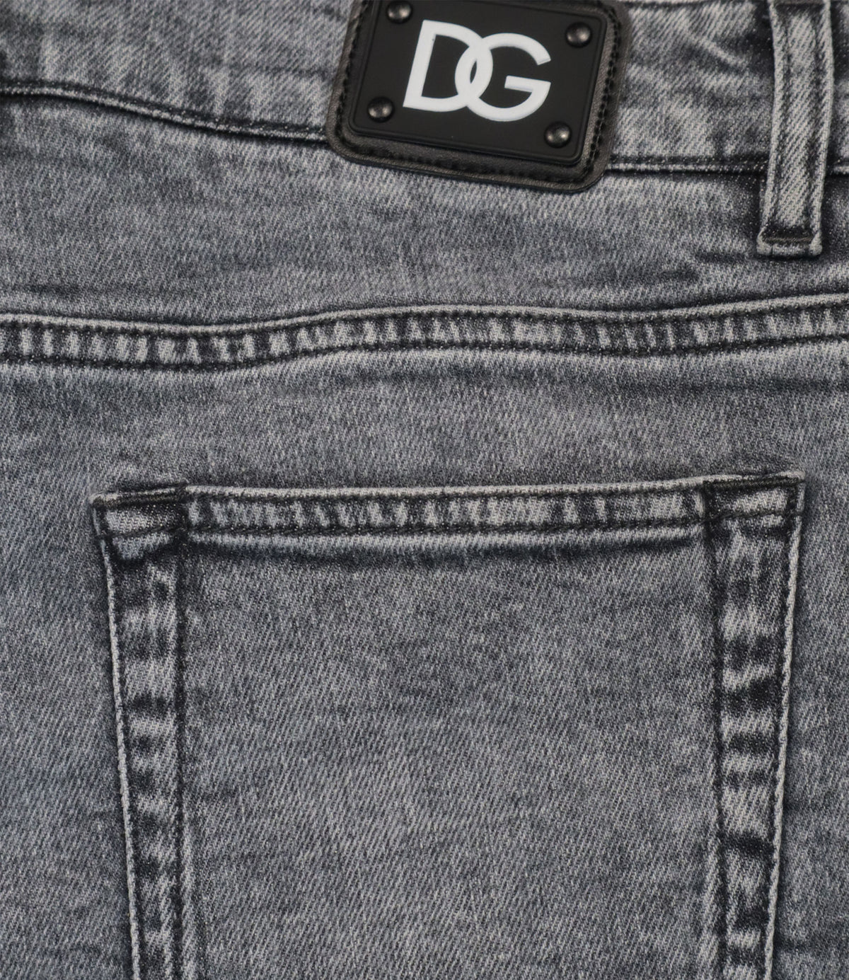 Dolce & Gabbana Jeans Größe IT 48 in grauer Waschung aus 100 % Baumwolle mit Skinny Fit aus Italien.