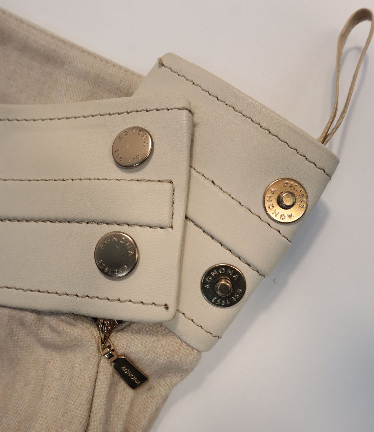 Agnona Rock beige aus Wolle Größe IT40 mit Plissee-Design