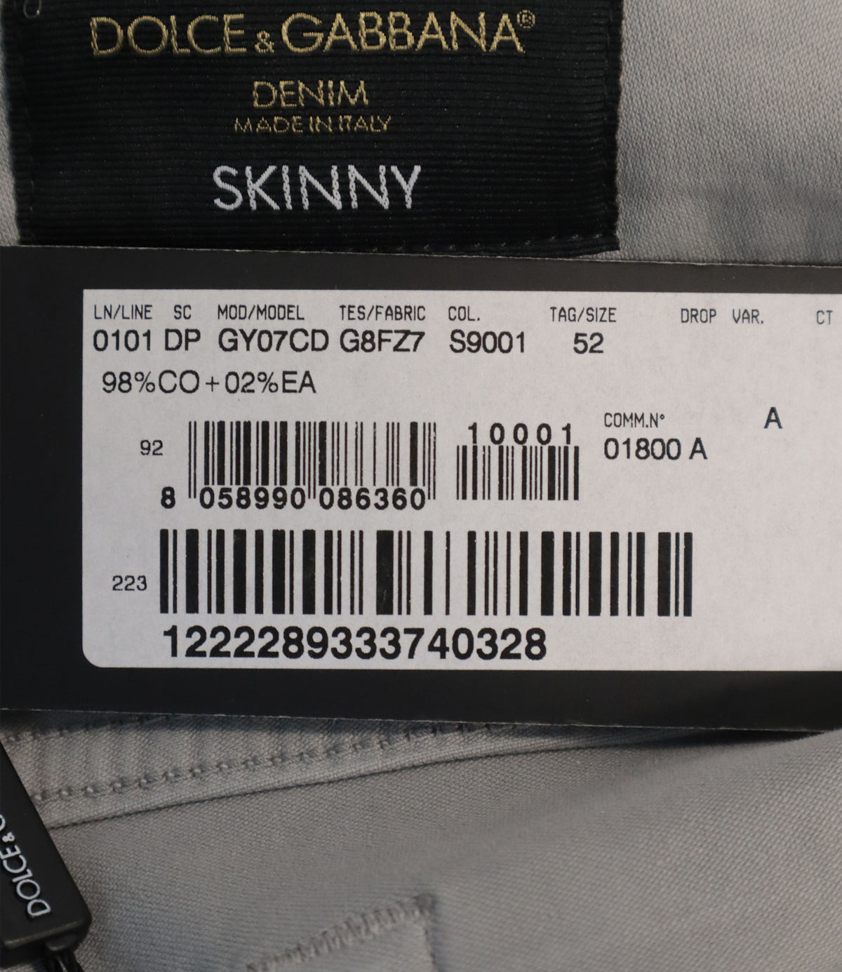 Dolce & Gabbana Skinny Hose hellgrau Größe IT 52 aus Baumwolle mit Stretch gefertigt in Italien.